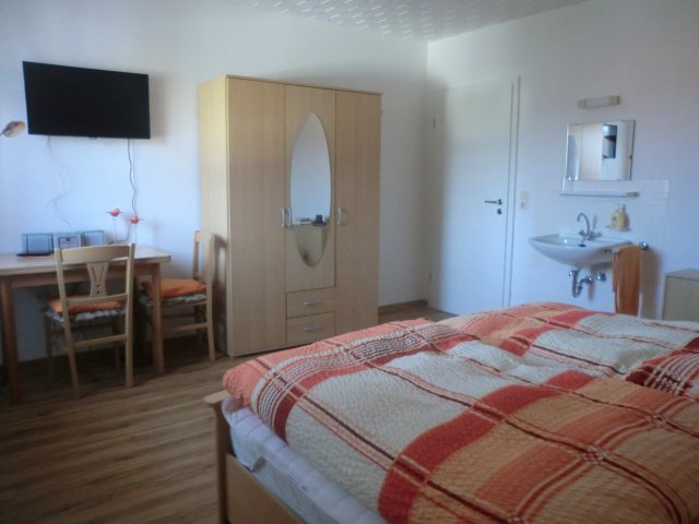 Schlafzimmer3